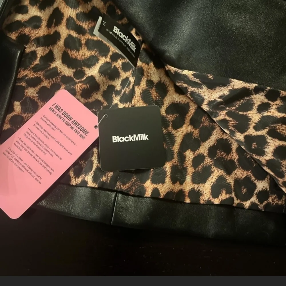 NWT Blackmilk Claws Out Blazer, Small - Picture 6 of 7